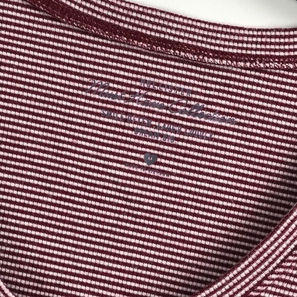 HOLLISTER button front striped top - Picture 4 of 4